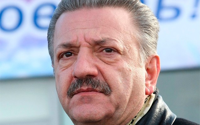 ast-telmanin-mardan-palace-oteline-yene-hebs-qoyuldu-