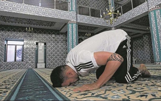 islam-dini-bilgileri-zeif-olanlar-radikal-cereyanlara-asan-celb-edilir-