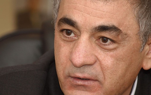 kino-gununde-yubileyini-qeyd-eden-manafov-