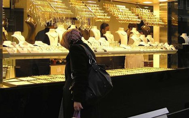 mum-dan-brilyant-aldi-