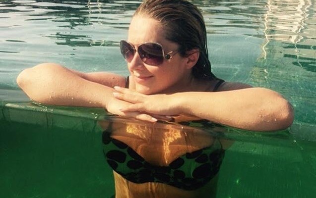 xatire-cimerlik-geyiminde-