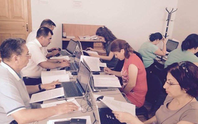 jurnalist-olmaq-isteyenlerin-yarisi-imtahana-gelmeyib-
