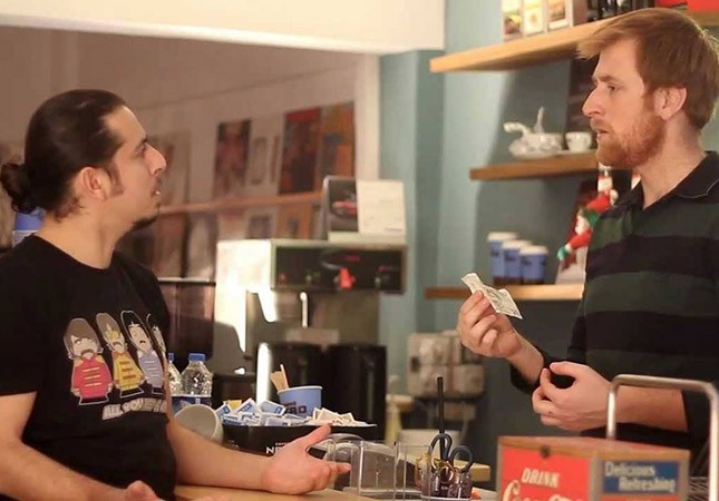 ofisianta-10-min-cayavoy-veren-milyarder-