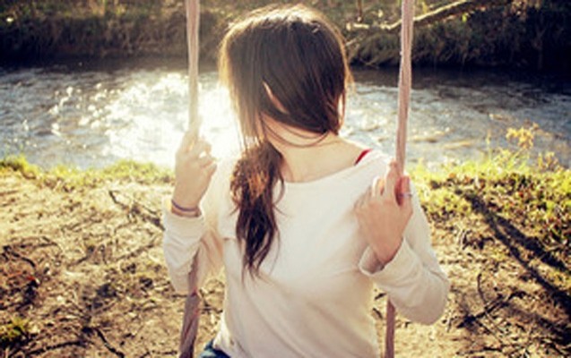 ozunu-olduren-gelin-xeberine-aileden-reaksiya-