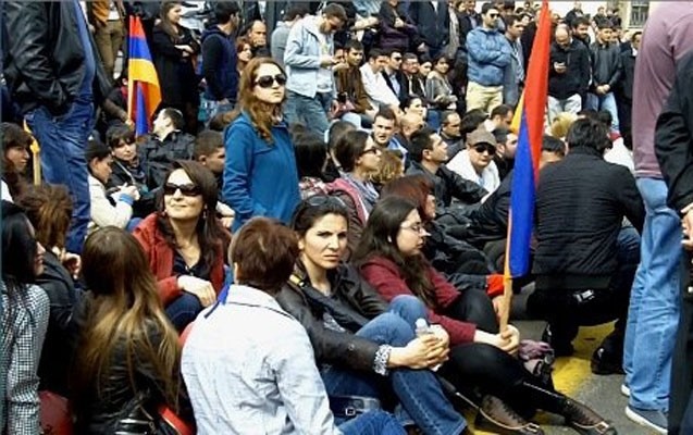 respublika-meydani-yeniden-baglanacaq-