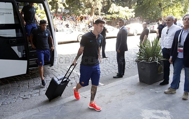 messi-ve-arda-turan-tbiliside-