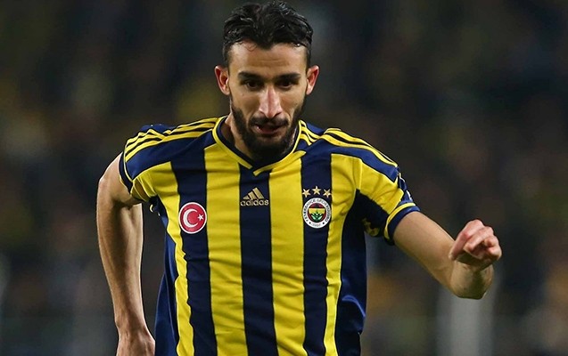 fenerbaxcanin-futbolcusuna-silahli-hucum-