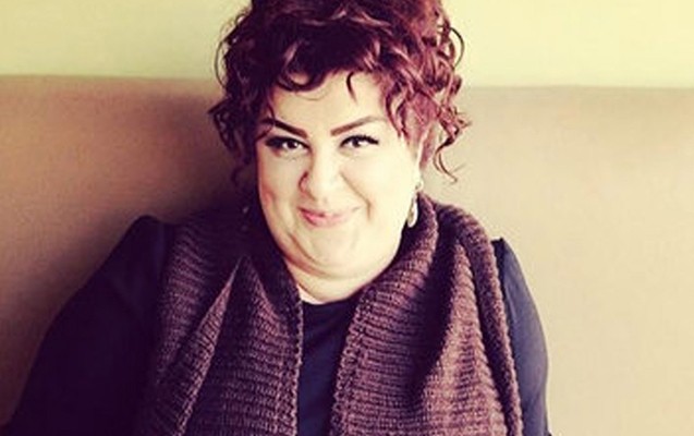 isteyirem-ki-kisi-meni-qisqansin-