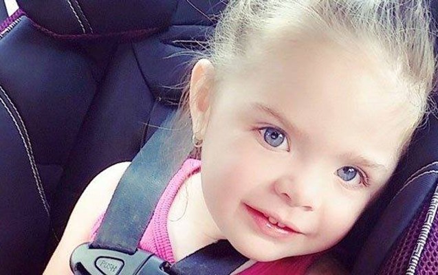 cox-agladigi-ucun-atasi-basini-yarmisdi-