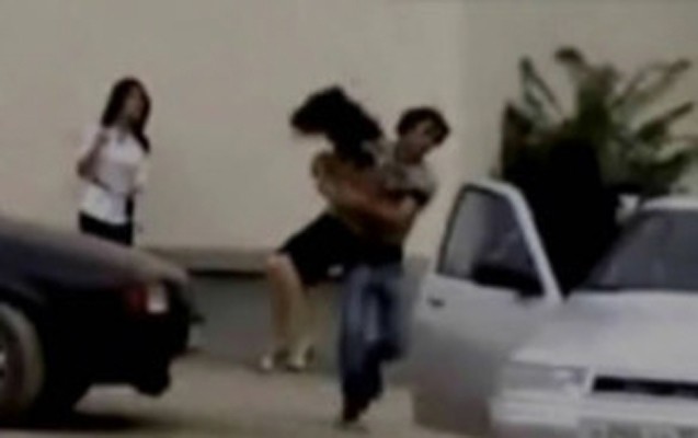 3-nefer-azerbaycanli-qizi-ogurladi-