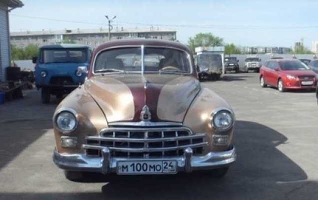 heyder-eliyeve-aid-oldugu-deyilen-masin-satisda-