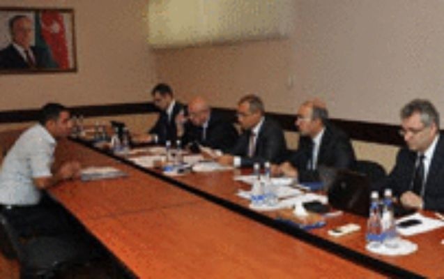 nazir-vetendaslari-qebul-edib-