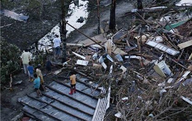 karib-adalarinda-guclu-qasirga-