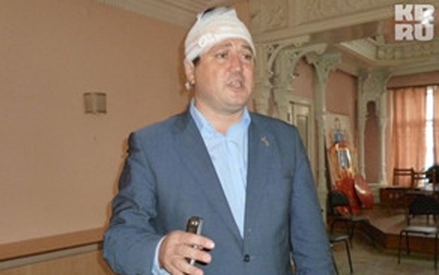 azerbaycan-diasporunun-rehberine-qarsi-