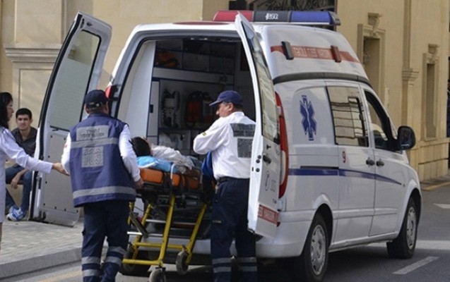 71-yasli-qadin-cardagdan-yixilaraq-oldu-