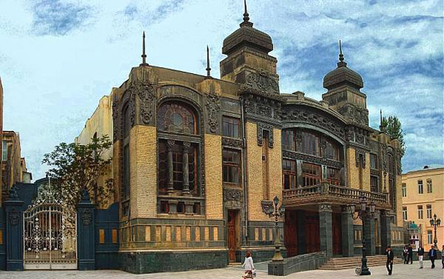 yeni-movsumun-premyerasi