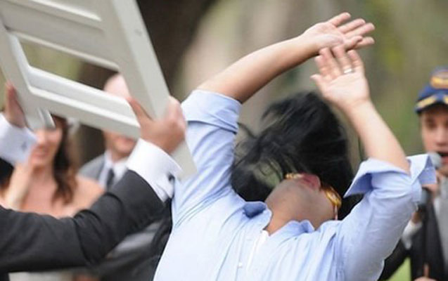 azerbaycanda-toyda-dava