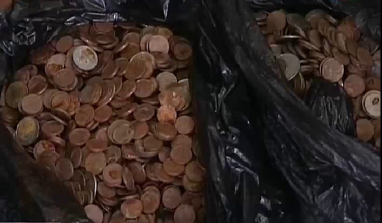 qepikleri-zibil-kimi-tullayirlar-