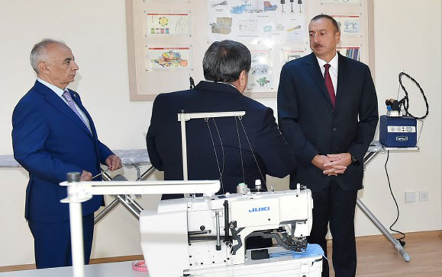 ilham-eliyev-abutalibovla-liseyde