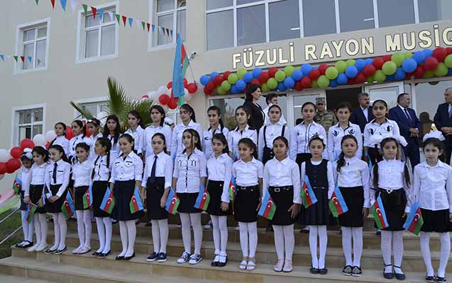 fuzulide-gimnaziyanin-acilisi-olub
