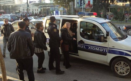 polis-bakida-reyd-kecirdi