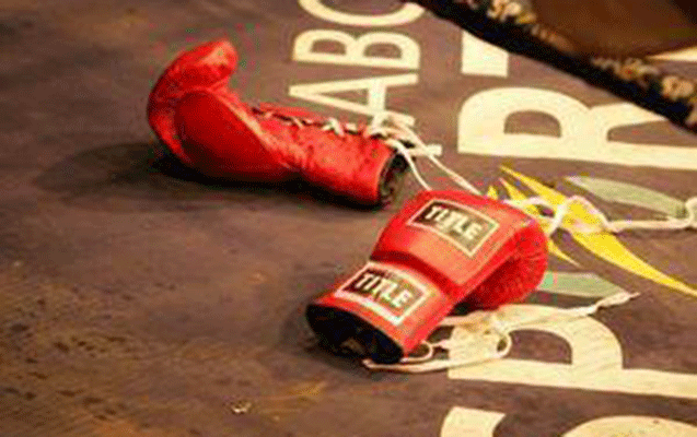 nakauta-dusen-bokscu-oldu