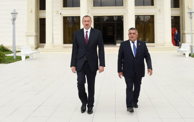azerbaycanda-yeni-idman-kompleksi-acildi-
