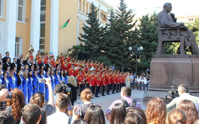 uzeyir-gunu-
