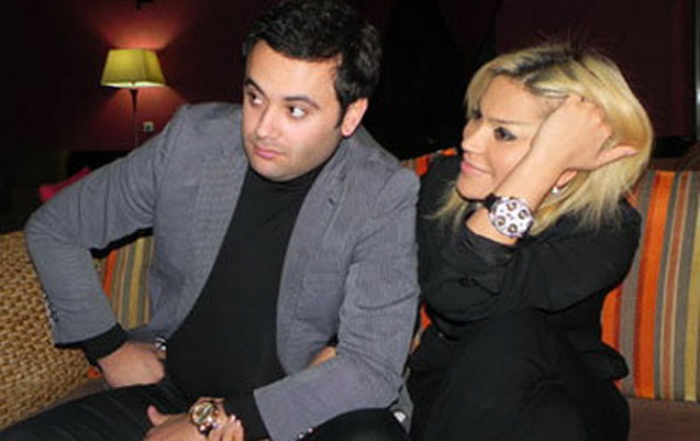 reqsanenin-eks-sevgilisinin-mehkemesi-basladi