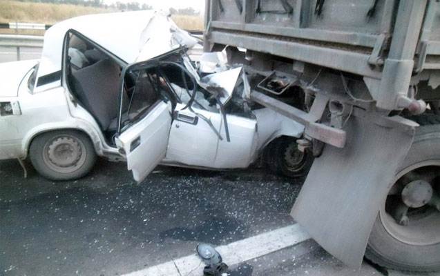 kamaz-ve-07-toqqusdu-