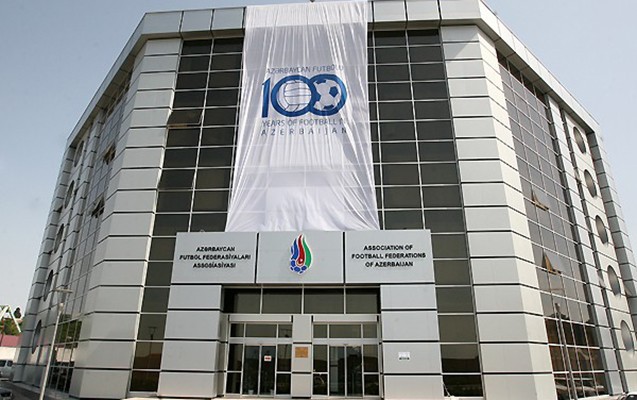 neftci-mesqcisine-ve-futbolcusuna-gore-cezalandirildi