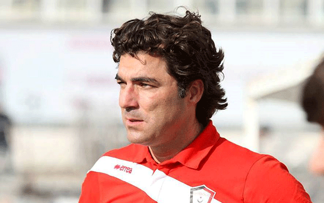 mehkemede-qebeleye-qalib-geldi-pulunu-aldi