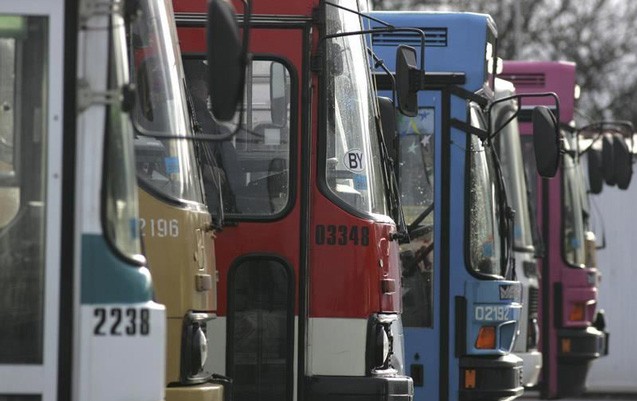 avtobuslar-qis-rejimine-kecir