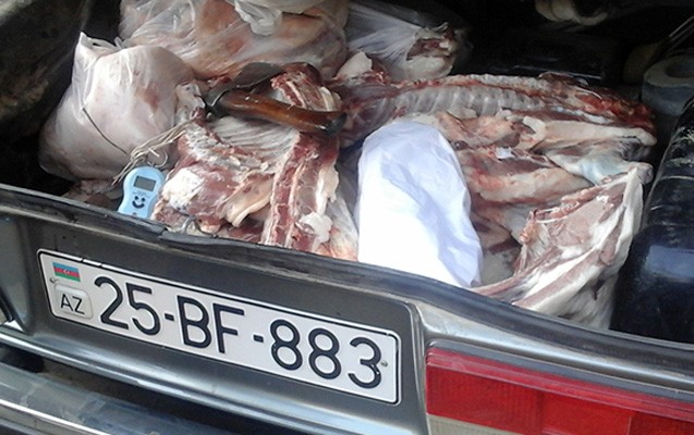 baqajinda-azerbaycana-3-bas-donuz-cemdeyi-getirdi