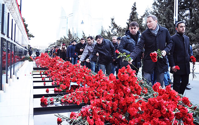 bank-rehberliyi-sehidler-xiyabaninda-