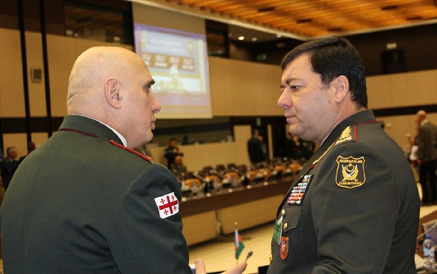 necmeddin-sadikov-nato-danisiqlarinda