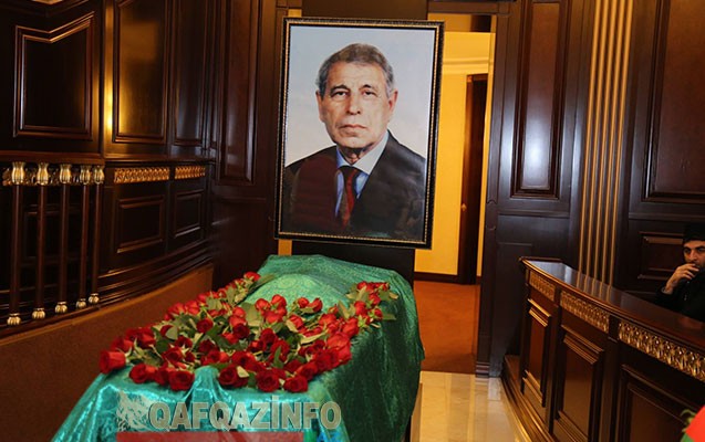 prezident-emisinin-olumu-ile-bagli-nekroloq-imzaladi