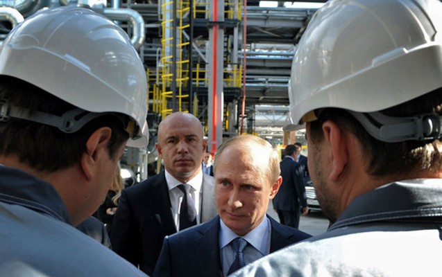 putin-neft-sirketlerinin-rehberleri-ile-gorusur