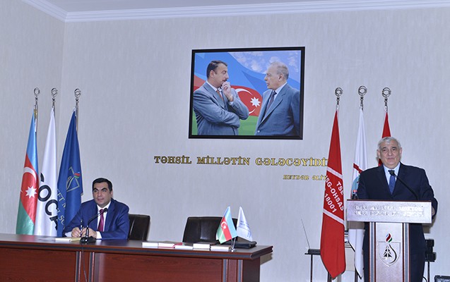 banm-de-kamal-abdullayevle-gorus-