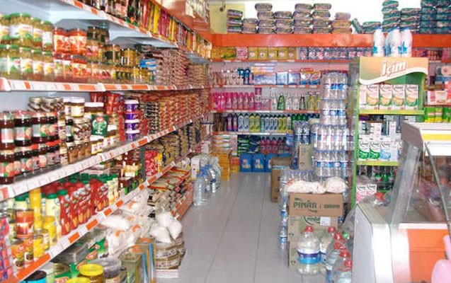 magazadan-bahali-ickiler-ve-siqaretler-ogurlandi