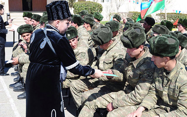 bakida-boyuyen-qarabagli-usaqlar-on-cebhede-