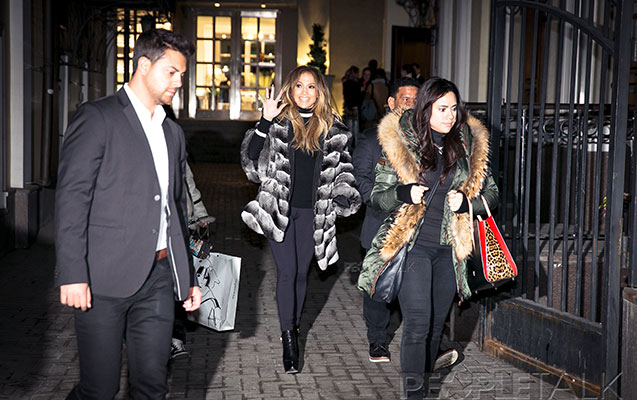 cennifer-lopez-ayselin-magazasinda-