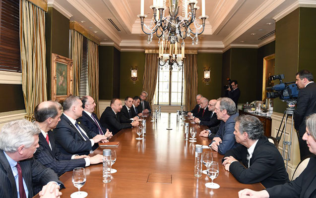 -ilham-eliyev-abs-da-yehudilerle-gorusdu