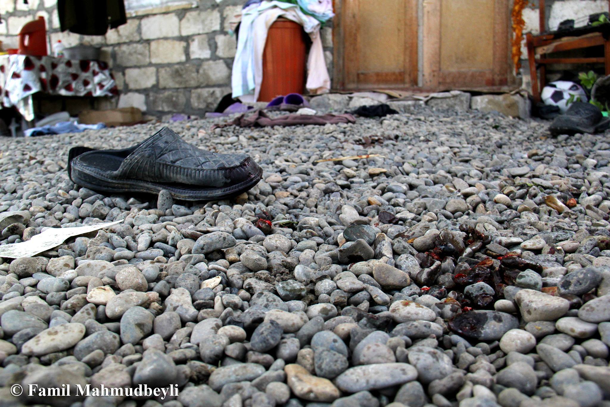 ermeniler-eve-mermi-atdi-