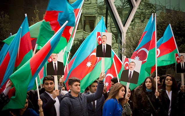 nerimanovda-qarabag-toplantisi