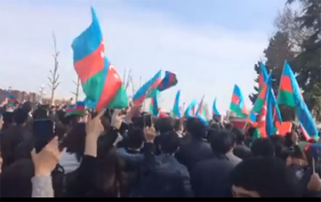 gencede-orduya-destek-mitinqi-basladi