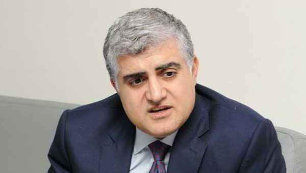 yegane-klub-qarabagdir-ki-bayragi-var-torpagi-yoxdur