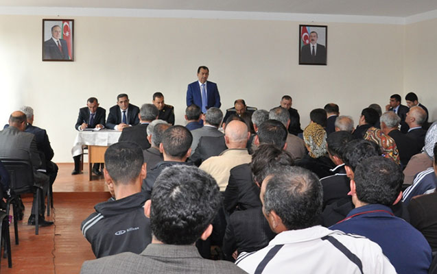 icra-bascisi-seyyar-qebul-kecirdi