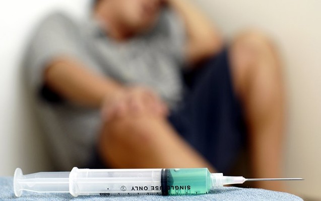 azerbaycanda-usaqlar-narkotik-vasitelerle-bagli-cinayete-celb-edilirler