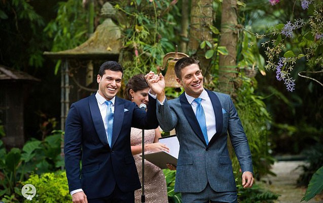 meshur-xeber-spikeri-hemcinsiyle-evlendi